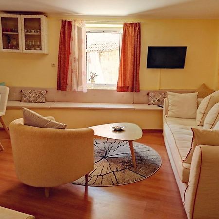 Venetian Well Cozy Apartment Corfu Old Town ภายนอก รูปภาพ