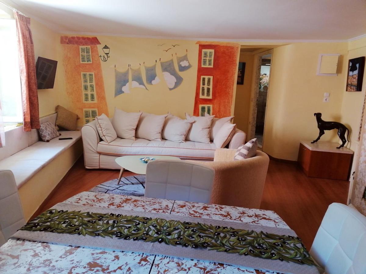 Venetian Well Cozy Apartment Corfu Old Town ภายนอก รูปภาพ