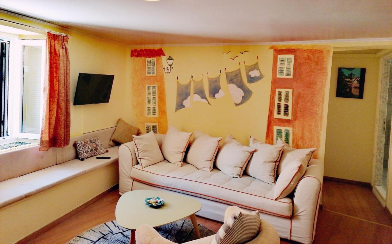 Venetian Well Cozy Apartment Corfu Old Town ภายนอก รูปภาพ