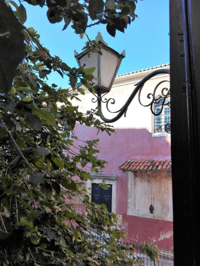 Venetian Well Cozy Apartment Corfu Old Town ภายนอก รูปภาพ