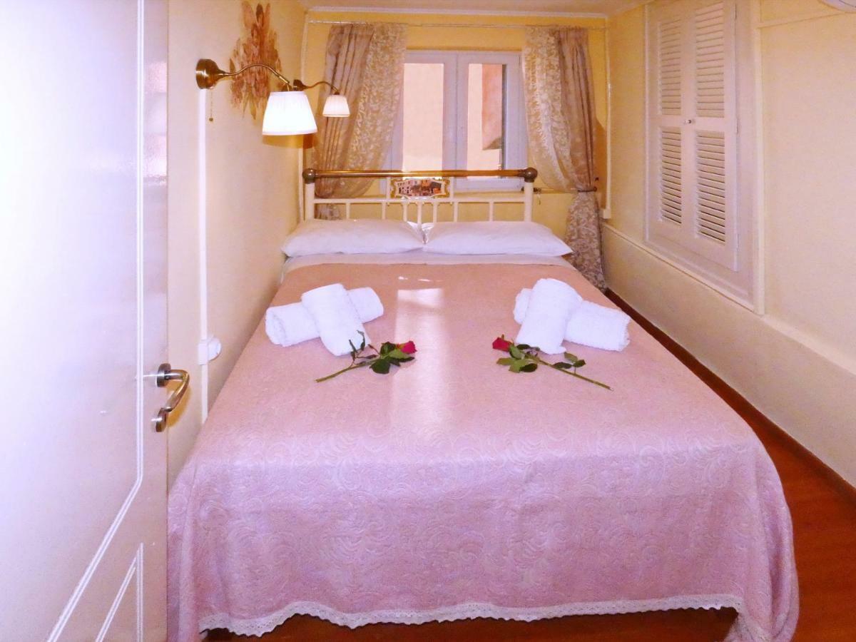 Venetian Well Cozy Apartment Corfu Old Town ภายนอก รูปภาพ