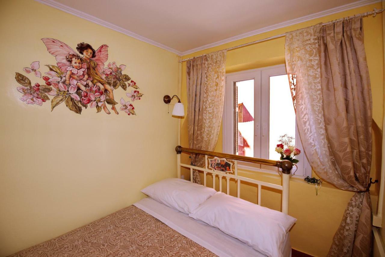 Venetian Well Cozy Apartment Corfu Old Town ภายนอก รูปภาพ
