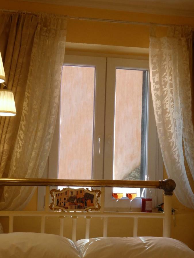 Venetian Well Cozy Apartment Corfu Old Town ภายนอก รูปภาพ