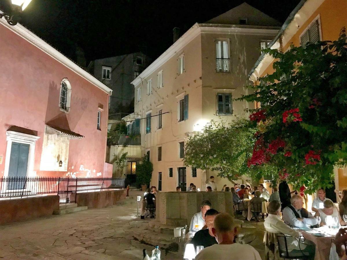 Venetian Well Cozy Apartment Corfu Old Town ภายนอก รูปภาพ