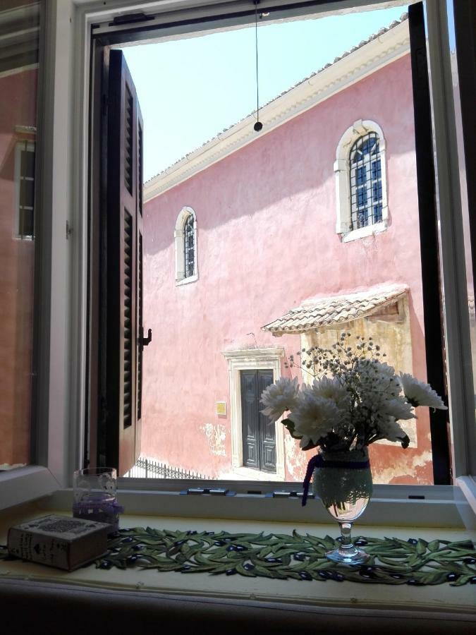 Venetian Well Cozy Apartment Corfu Old Town ภายนอก รูปภาพ